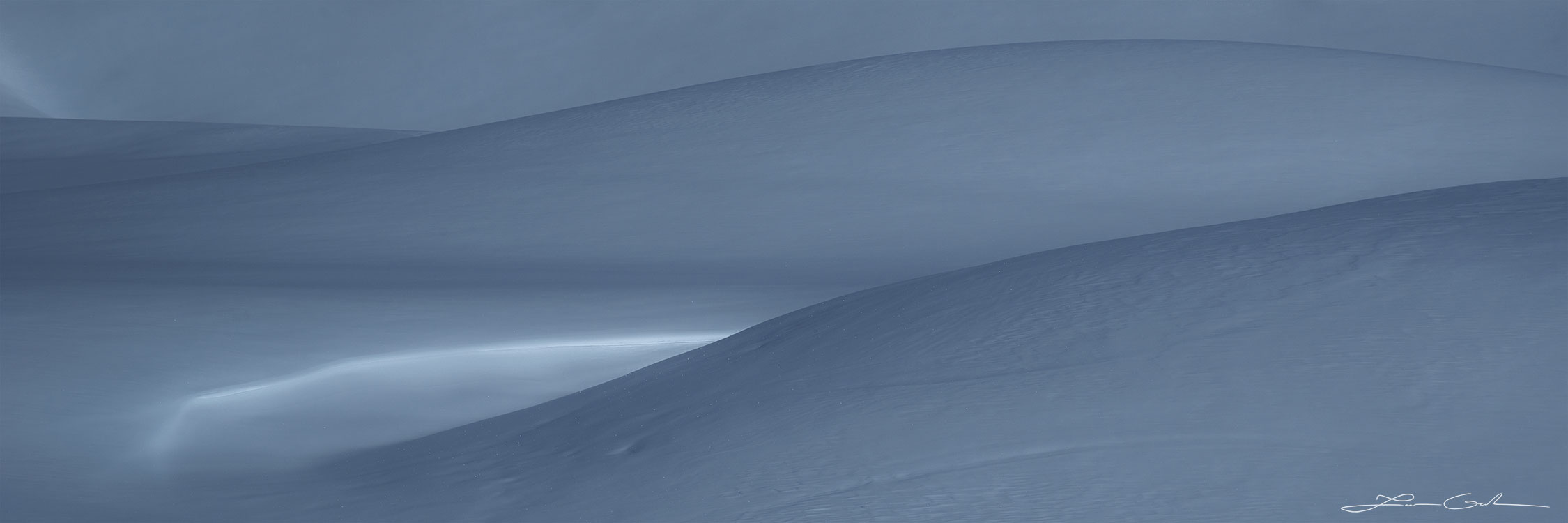 Abstract snow art with dunes-like looking forms - Gintchin Fine Art